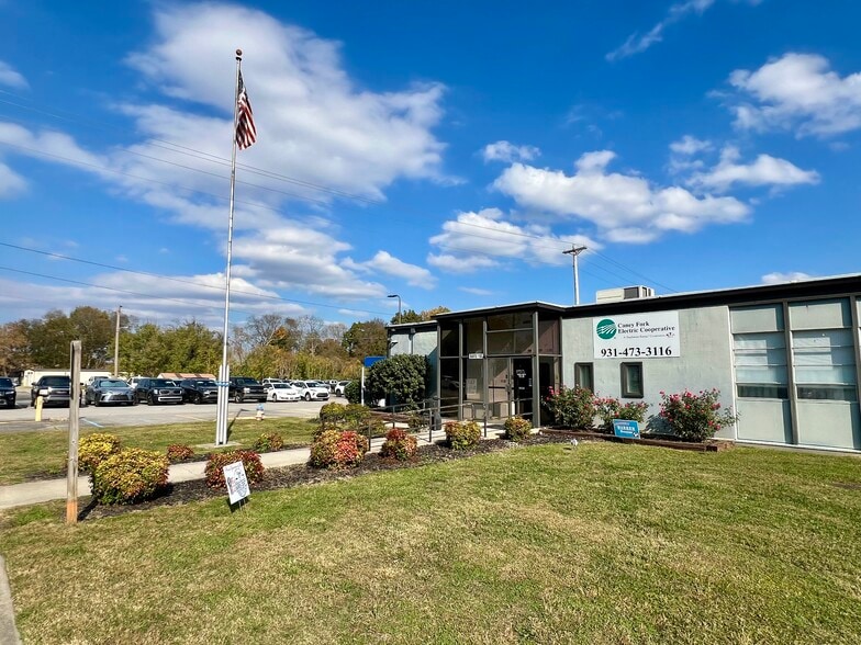 204 Red Rd, McMinnville, TN for lease - Building Photo - Image 2 of 12