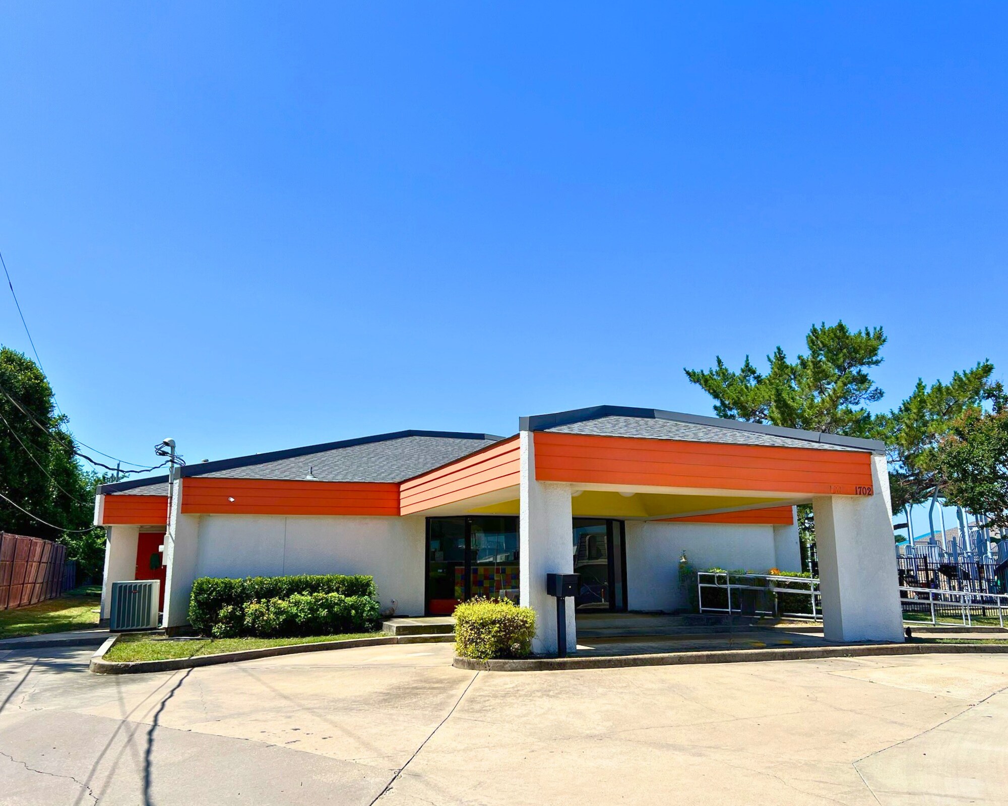 1702 Justin Rd, Lewisville, TX for lease Primary Photo- Image 1 of 17