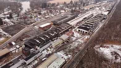 417 N Arch St, Milton, PA for lease Interior Photo- Image 2 of 10