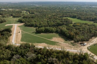 5840-5910 Orchards Edge Ln, Quincy, IL - Aerial  map view - Image1