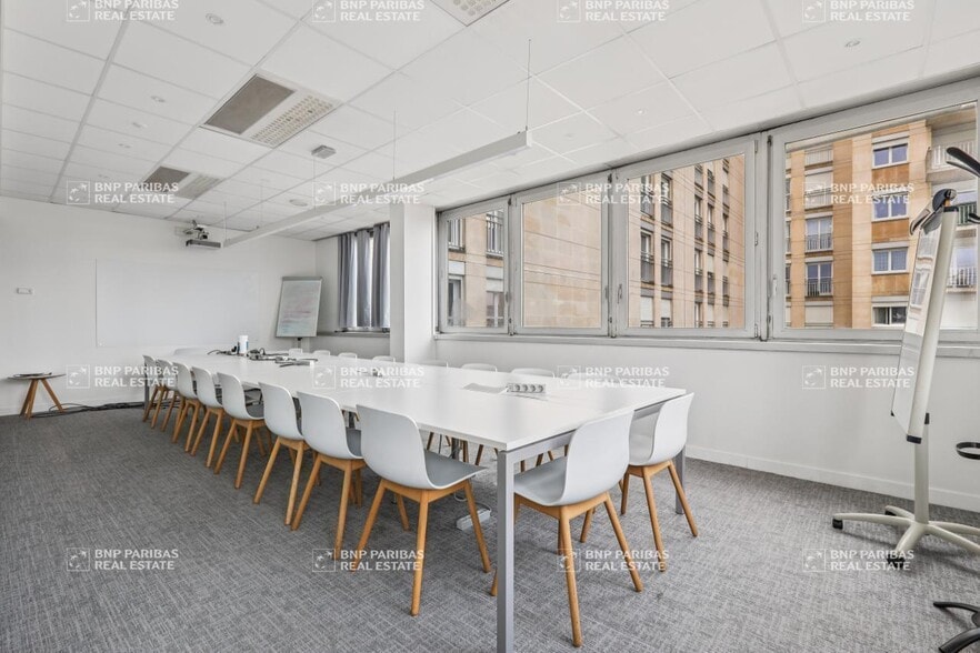 Bureau dans Bourg-la-Reine à louer - Photo intérieure - Image 1 de 13
