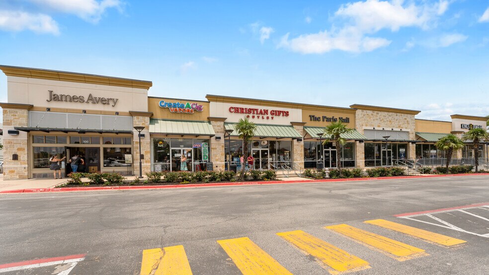 3941 S Interstate 35, San Marcos, TX à vendre - Photo du bâtiment - Image 3 de 29