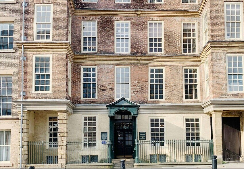 98-100 Pilgrim St, Newcastle Upon Tyne à louer - Photo du bâtiment - Image 1 de 1