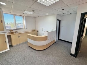 Osborne St, Oldham for lease Interior Photo- Image 1 of 2