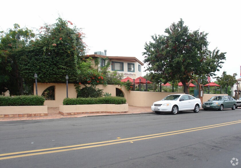 3967-3969 Arista, San Diego, CA à vendre - Photo du bâtiment - Image 3 de 4