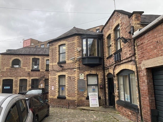 29 The Downs, Altrincham for lease Building Photo- Image 1 of 8