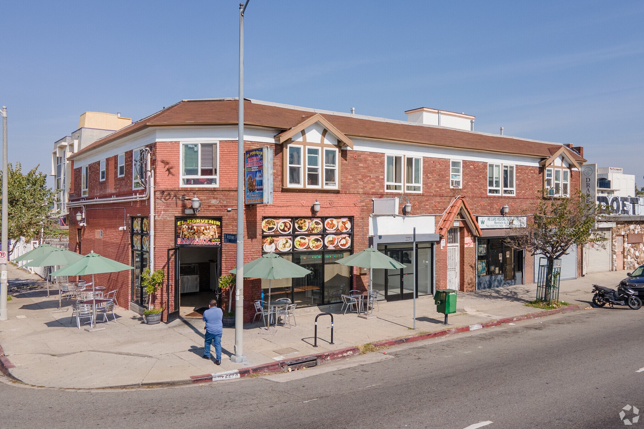 2265-2273 Washington Blvd, Los Angeles, CA à louer Photo principale- Image 1 de 5