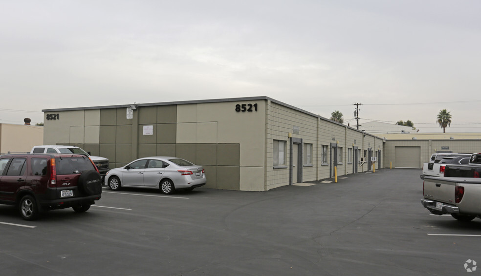 8521-8581 Roland St, Buena Park, CA for lease - Building Photo - Image 3 of 6