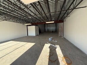 11982 Wilton Meadows Ct, Manassas, VA for lease Interior Photo- Image 2 of 2