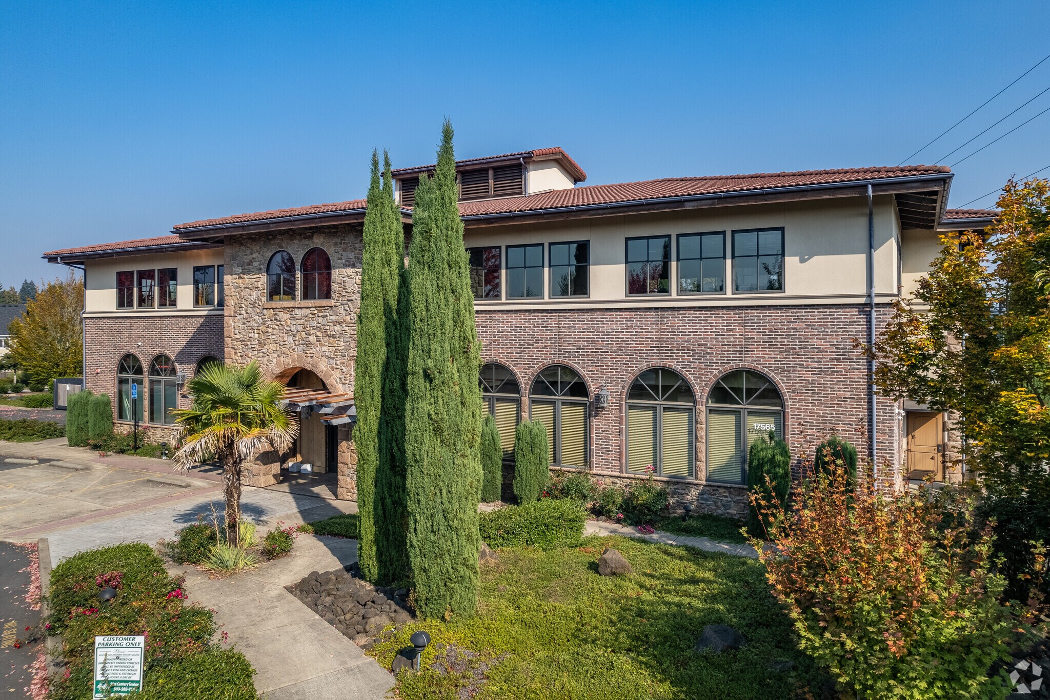 17565 SW Handley St, Sherwood, OR à louer Photo du bâtiment- Image 1 de 5