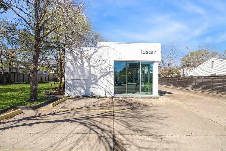 2226 Richmond Ave, Houston, TX à vendre - Photo du bâtiment - Image 2 de 10