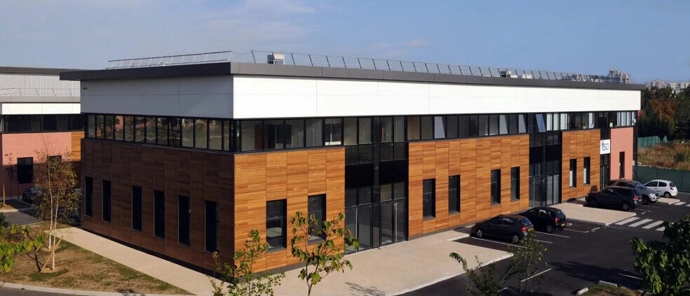 6 Rue Du Commandant D'estienne D'orves, Villeneuve-la-Garenne à louer - Photo du bâtiment - Image 1 de 6