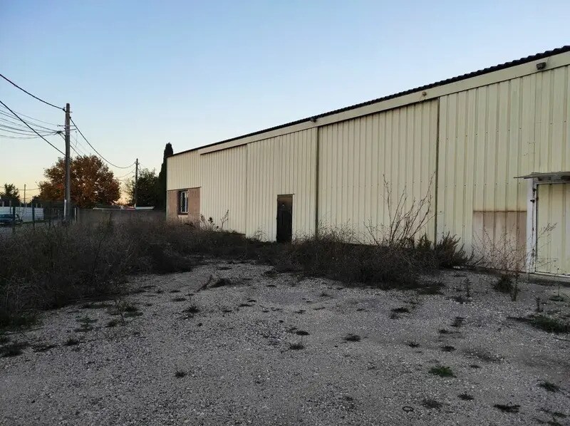 Industriel dans Gignac-la-Nerthe à louer Photo du bâtiment- Image 1 de 3