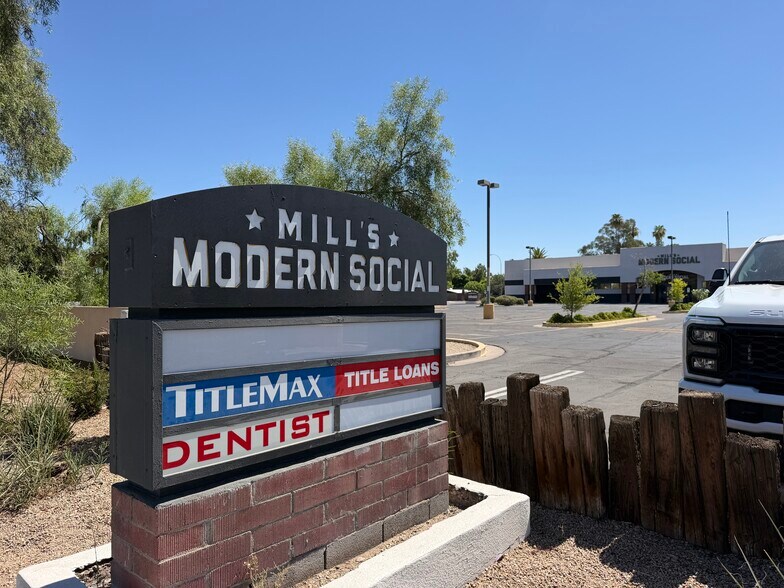 19-85 E Broadway Rd, Tempe, AZ à louer - Photo du bâtiment - Image 2 de 12