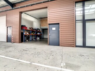 Plus de détails pour 3 Route Du Dôme, Chaponost - Flex à vendre