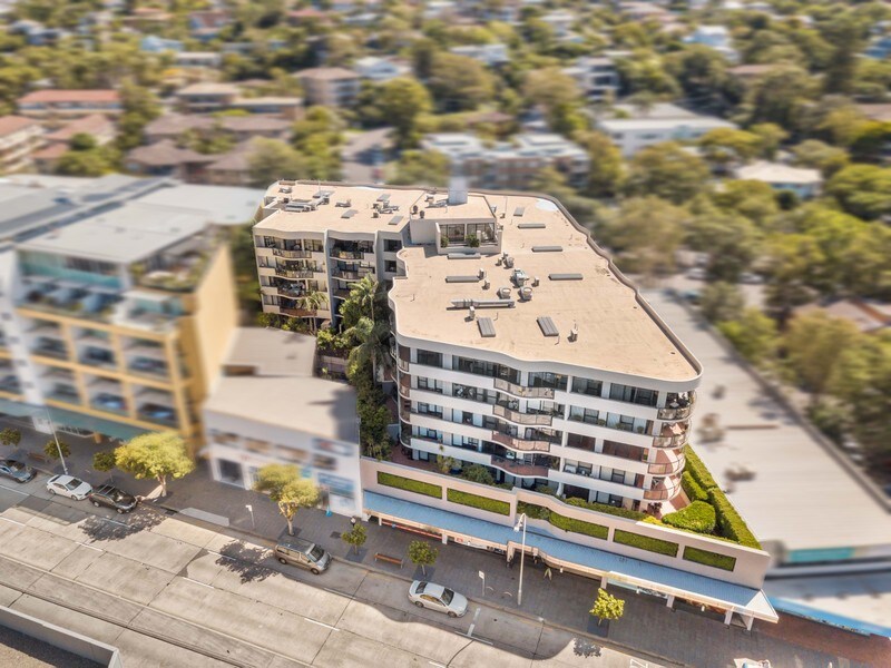 645-647 Pittwater Rd, Dee Why for lease Primary Photo- Image 1 of 2