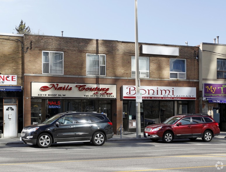3319 Bloor St W, Toronto, ON à vendre - Photo principale - Image 1 de 2