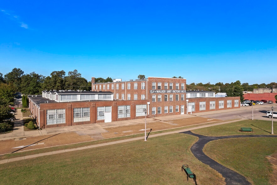 221 S Main St, Kennett, MO à vendre - Photo principale - Image 1 de 1