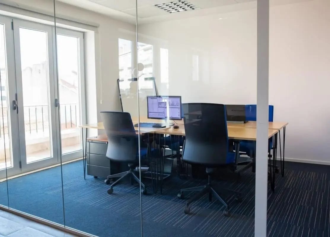 Office in Marseille for lease Interior Photo- Image 1 of 4