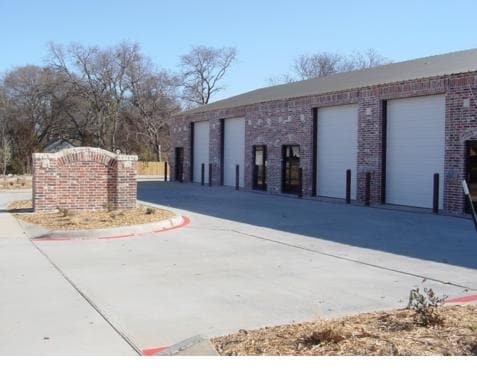 5612 Highland Ave, Haltom City, TX for lease - Primary Photo - Image 2 of 13