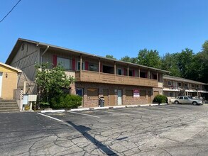 1523 S Green River Rd, Evansville, IN à louer Photo du bâtiment- Image 1 de 1