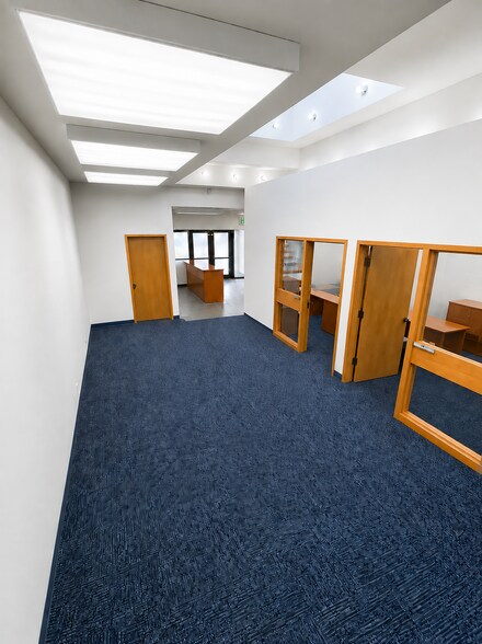 2924 Colby Ave, Everett, WA à louer - Photo du bâtiment - Image 3 de 5