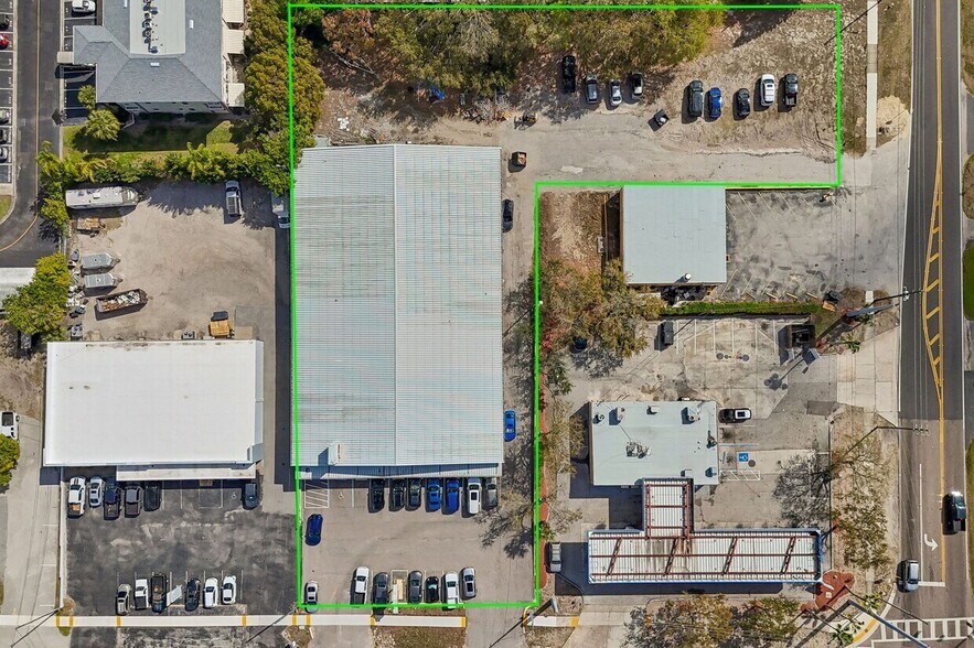1277 S Highland Ave, Clearwater, FL à louer - Photo du bâtiment - Image 2 de 32