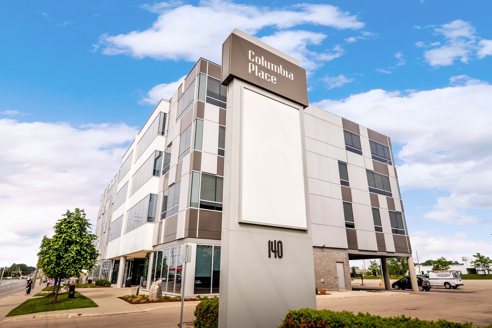 140 Columbia St W, Waterloo, ON à vendre Photo du bâtiment- Image 1 de 1