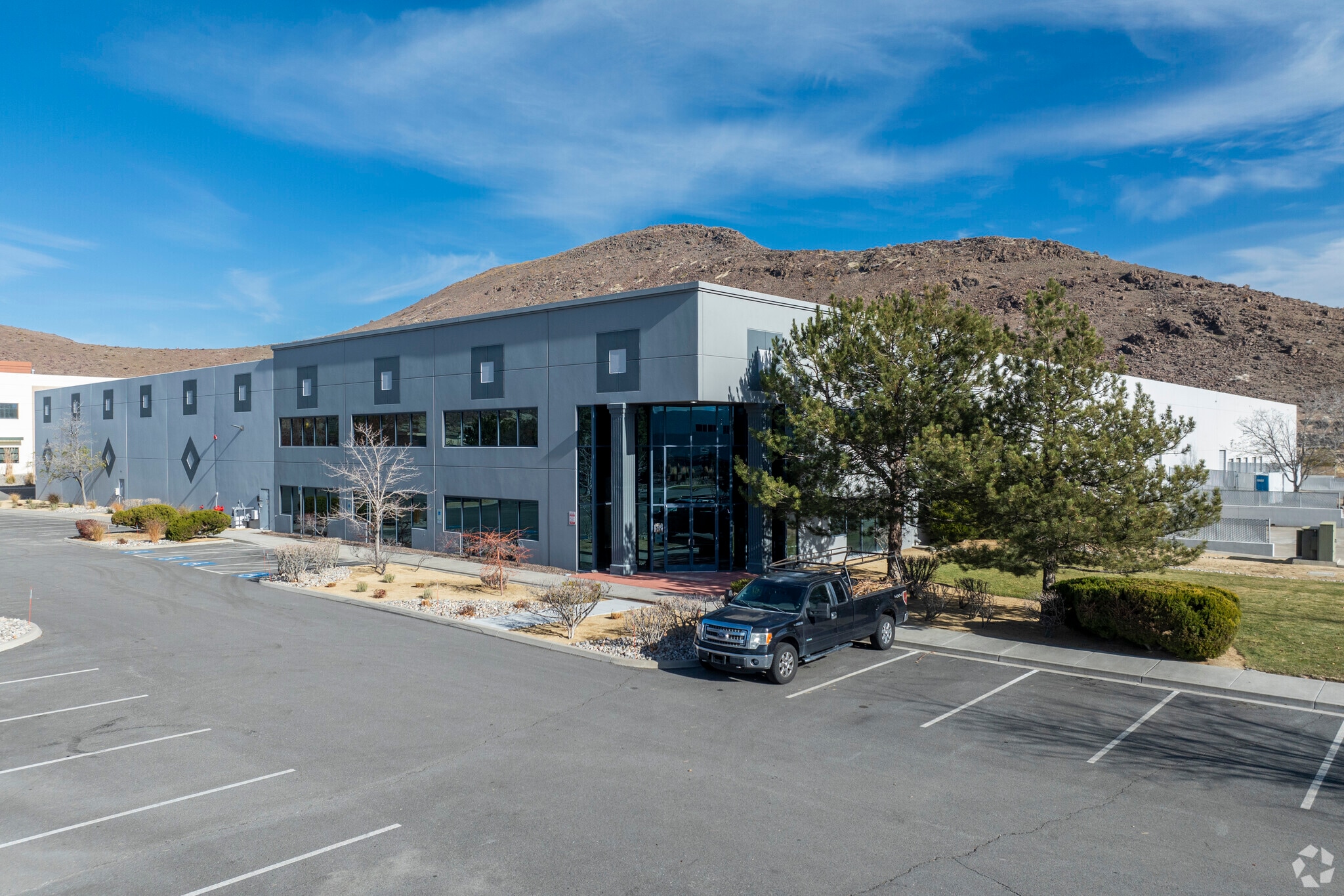 8770 Technology Way, Reno, NV for lease Primary Photo- Image 1 of 5