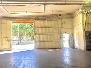 571-573 Monterey Pass Rd, Monterey Park, CA for lease Interior Photo- Image 2 of 4