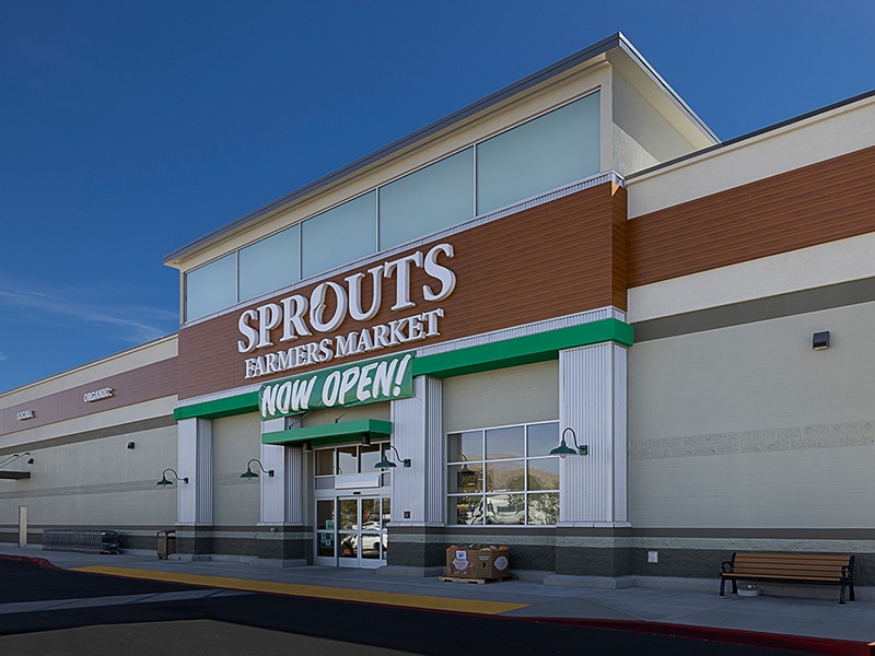 24318 Hemlock Ave, Moreno Valley, CA for lease Primary Photo- Image 1 of 17