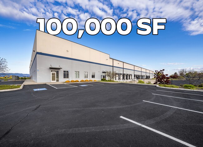 Plus de détails pour 4689 Industry Dr, Medford, OR - Industriel à louer