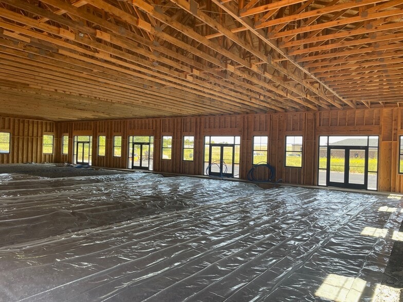 132 Merchants Blvd blvd, Clarksville, TN for lease - Building Photo - Image 2 of 10