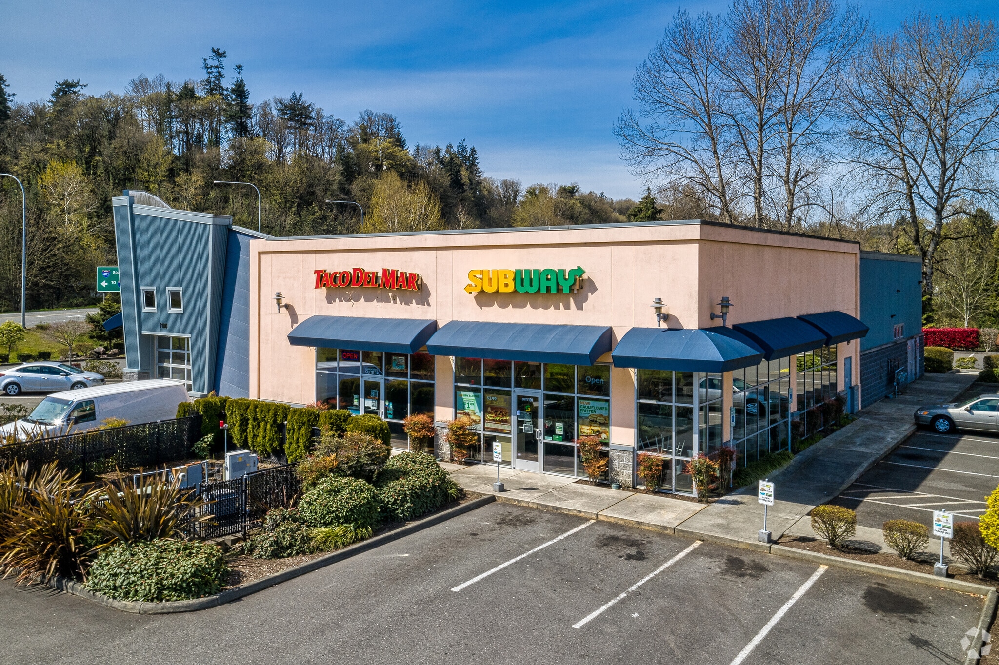 7100 Fun Center Way, Tukwila, WA for lease Building Photo- Image 1 of 3