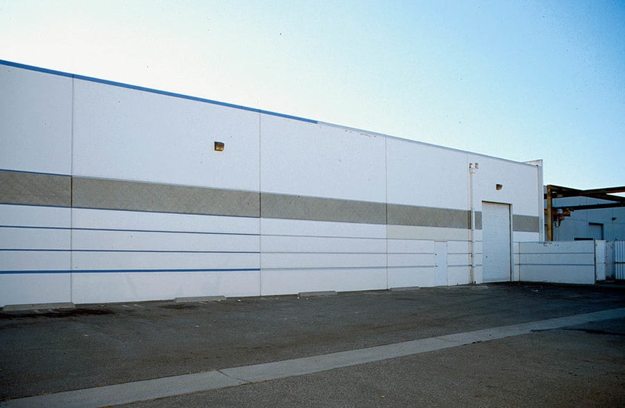 535 Finney Ct, Gardena, CA for lease - Building Photo - Image 2 of 3