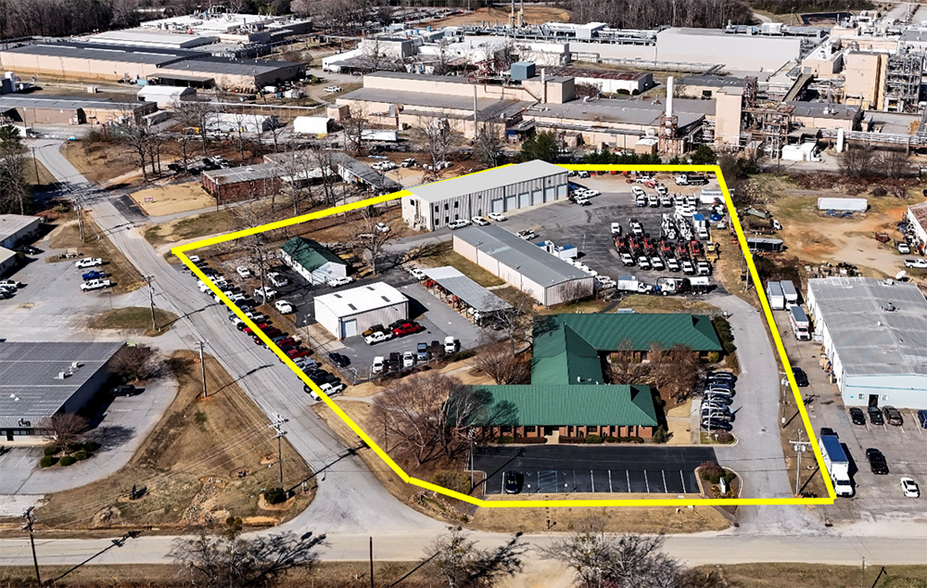 120 Augusta Arbor Way, Greenville, SC for sale - Building Photo - Image 1 of 14