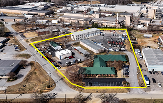 Plus de détails pour 120 Augusta Arbor Way, Greenville, SC - Flex à vendre