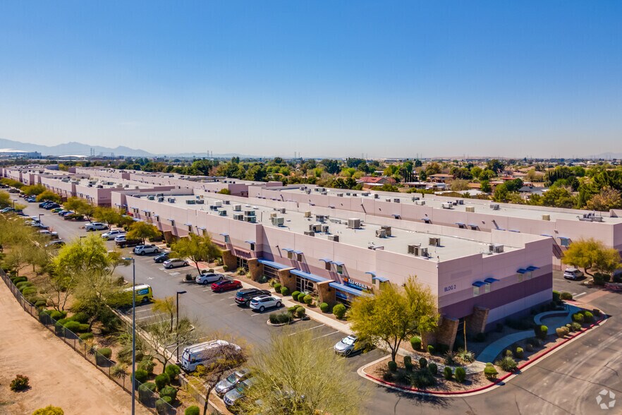 9299 W Olive Ave, Peoria, AZ à vendre - Photo du bâtiment - Image 3 de 9