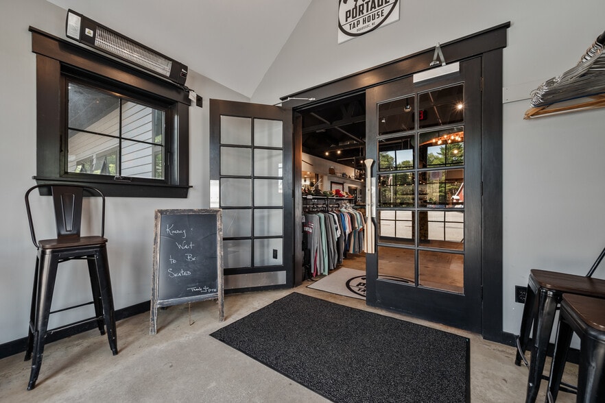 74 Carry Rd, Rangeley, ME for sale - Lobby - Image 2 of 73