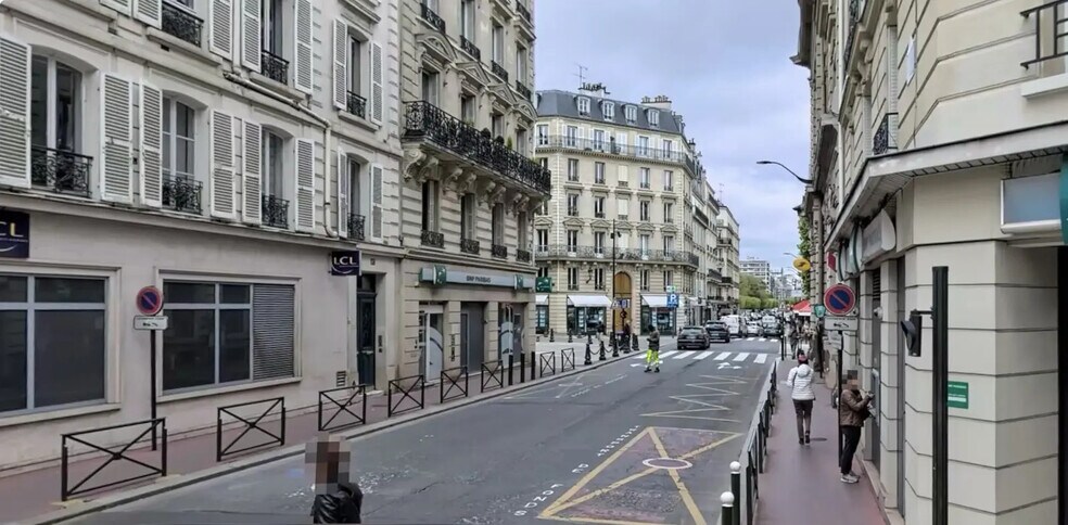 Office in Levallois-Perret for lease - Building Photo - Image 2 of 3