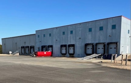 104 Commercial Ave, Mount Olive, NC for sale - Building Photo - Image 3 of 3