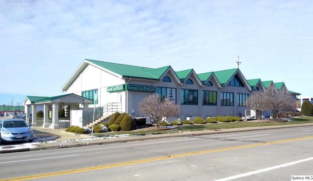 3236 Broadway St, Quincy, IL for lease Primary Photo- Image 1 of 5