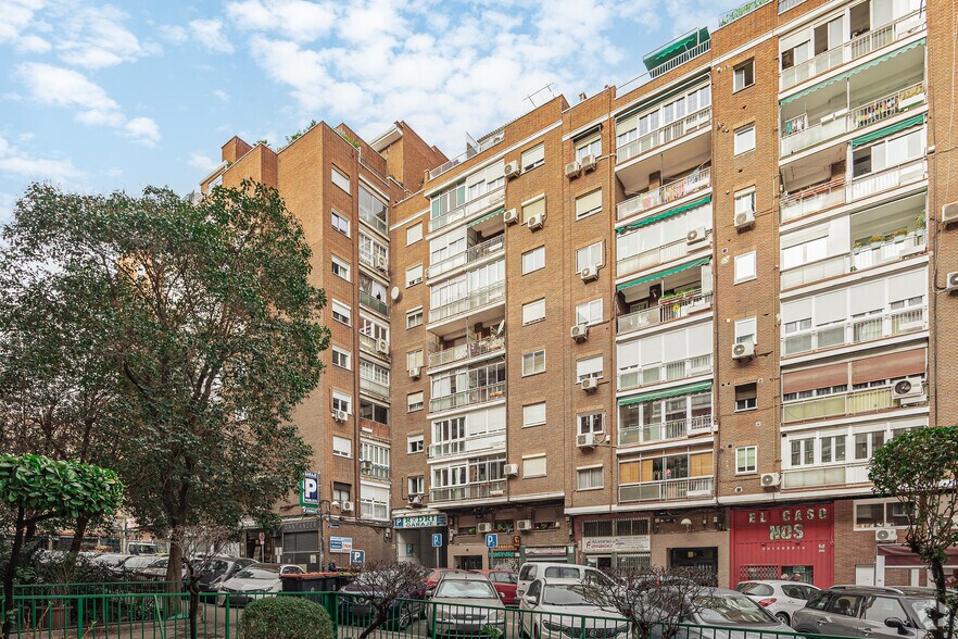 Calle Esteban de Arteaga, 6, Madrid, Madrid à louer - Photo principale - Image 1 de 2