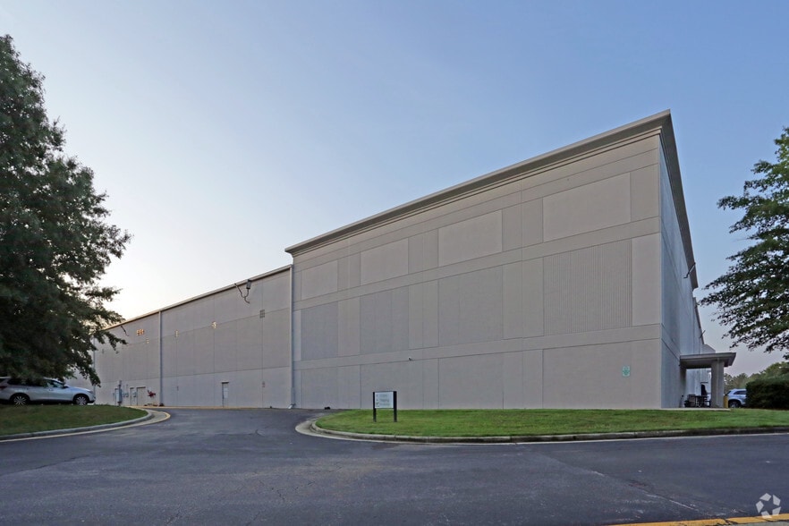 5104 Chin Page Rd, Durham, NC for lease - Building Photo - Image 3 of 14