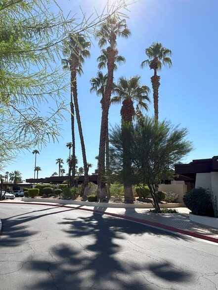 69844-69848 Highway 111, Rancho Mirage, CA à vendre - Photo du b timent - Image 3 de 11