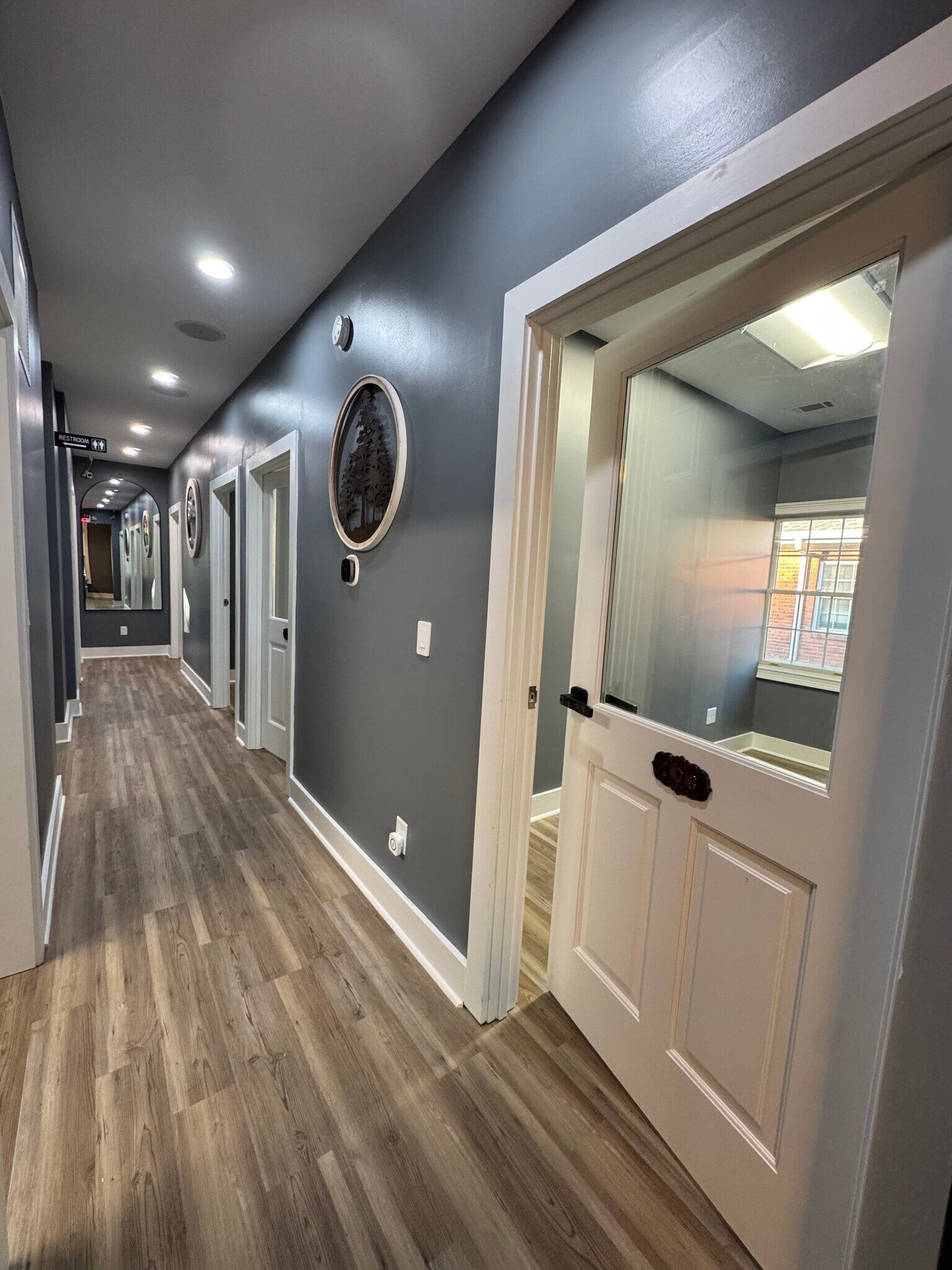 301-304 Macy Dr, Roswell, GA for lease Primary Photo- Image 1 of 56