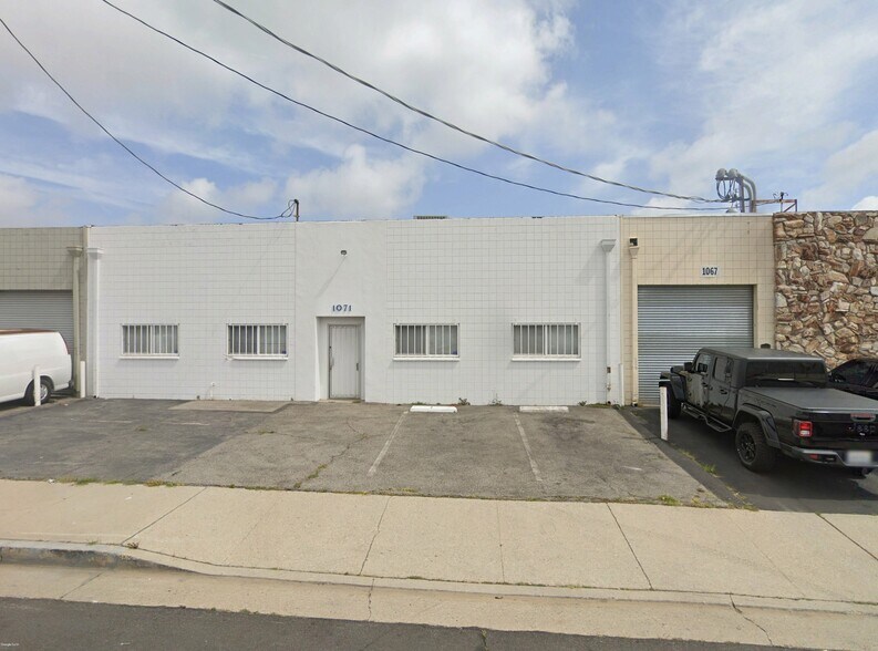 1071 W 251st St, Harbor City, CA à louer - Photo du bâtiment - Image 1 de 4