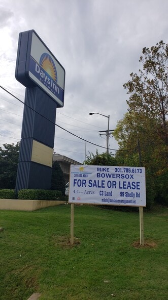 99 Shelly Rd, Glen Burnie, MD for sale - Building Photo - Image 1 of 10