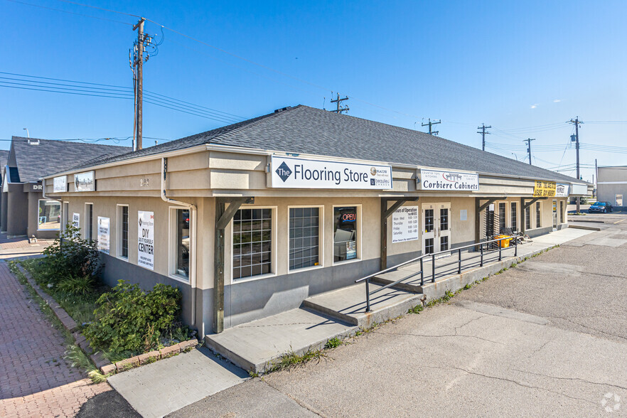 226 Mcleod Av, Spruce Grove, AB for lease - Primary Photo - Image 1 of 2