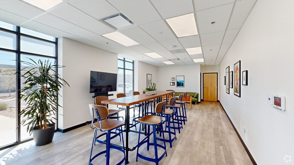 1580 S 500 W, Salt Lake City, UT for lease - Matterport 3D Scan - Image 3 of 44